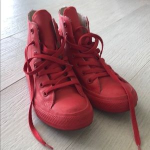 Red converse